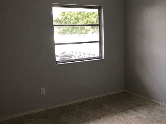 4th image of 6106 Mayberry Ave