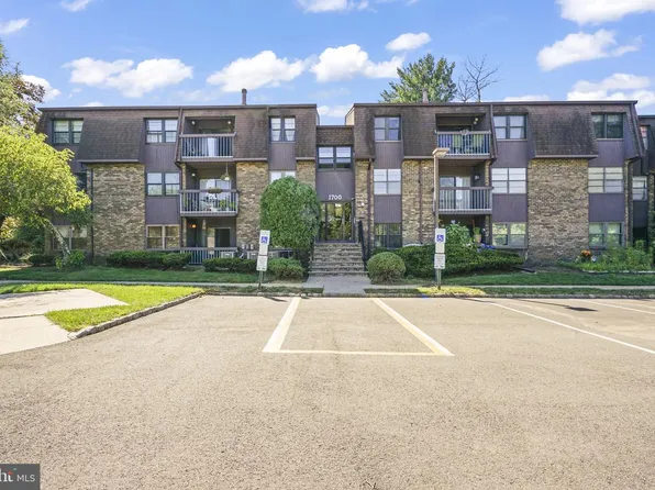 1712 Country Mill Dr, East Windsor, NJ 08512