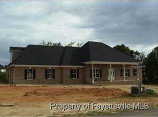 205 Bridle Dr, Raeford, NC 28376