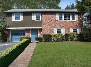 39 Endicott St, Dedham, MA 02026