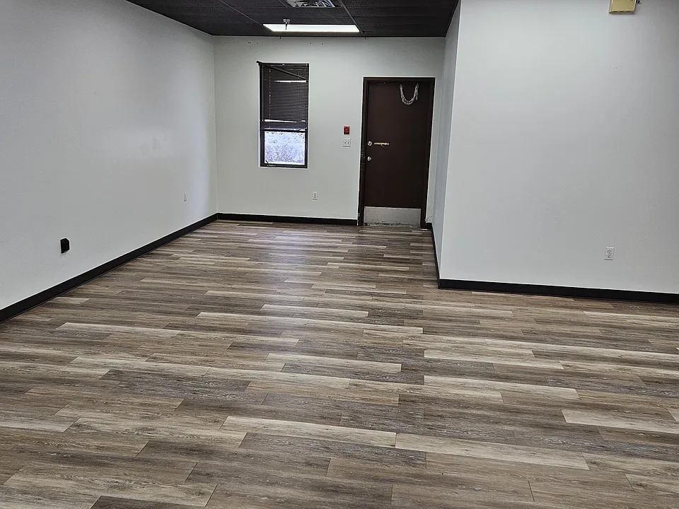 Building Photo 3