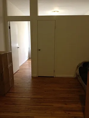 Rented by Pink Stone Realty LLC | media 14