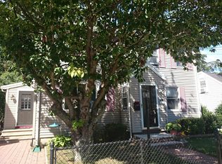 81 Billings St, West Roxbury, MA 02132