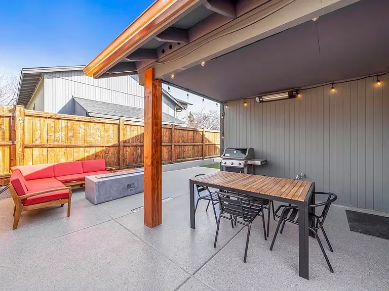 20577 Prospector Loop — Photo 24
