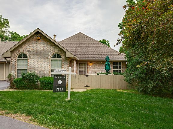 2nd image of 7545 Briarstone Dr