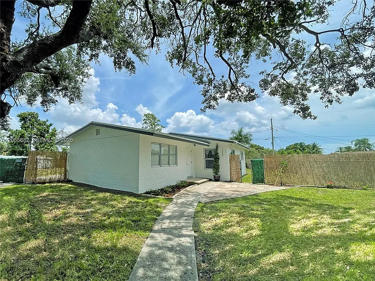 1606 NW 12th Ave — Photo 50