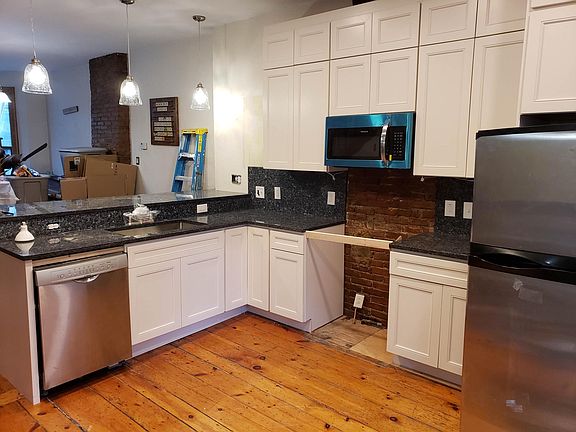 2nd image of 583 E 5th St