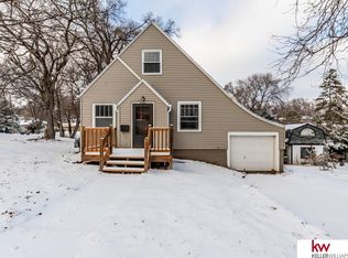 4542 Grand Ave, Omaha, NE 68104