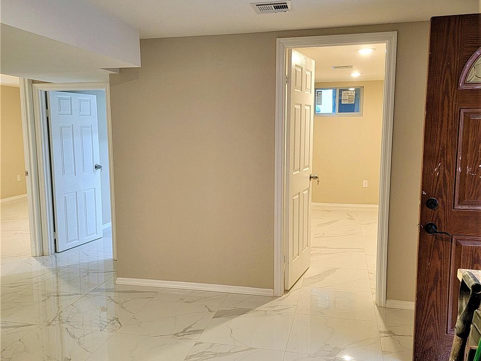 1st image of 11835 203rd St