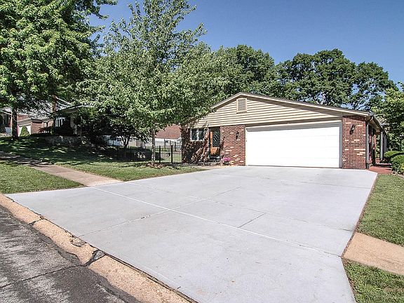 4th image of 4846 Chapel Hill Dr