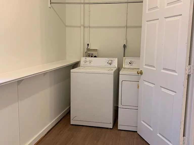 200 Rollingwood Dr — Photo 37