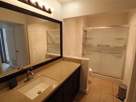 4th image of 4075 Crystal Dawn Ln #1