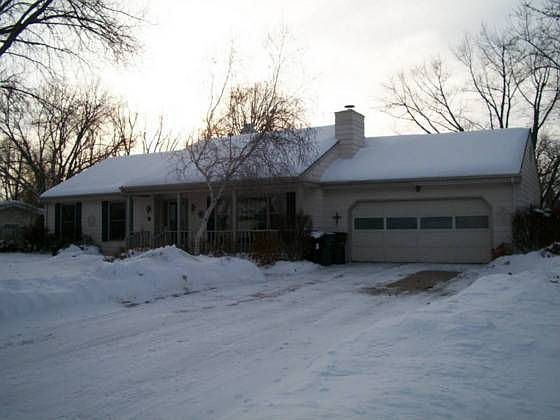 1st image of 1712 Ando St