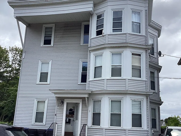 9 Charles St #1 — Photo 18