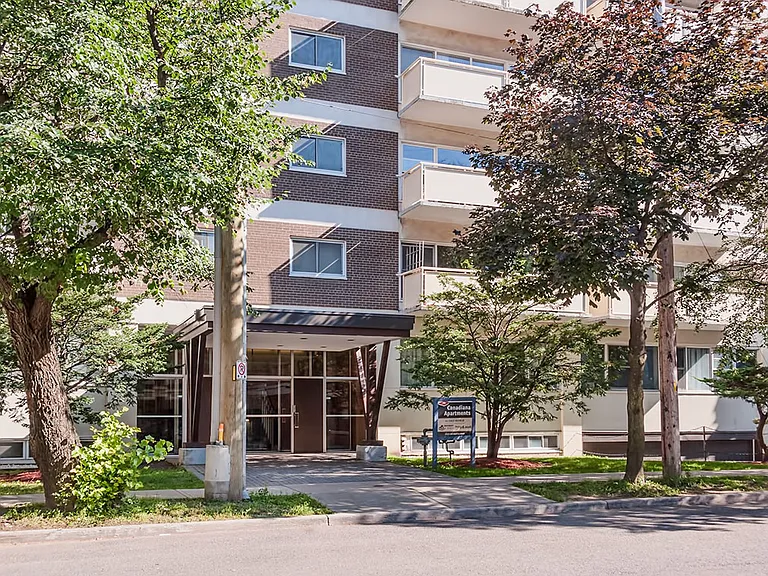 60 Daly Ave — Photo 3