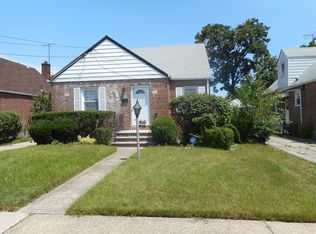 57 Stephen Pl, Valley Stream, NY 11580