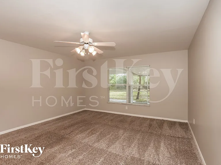 420 Desoto Ave — Photo 9