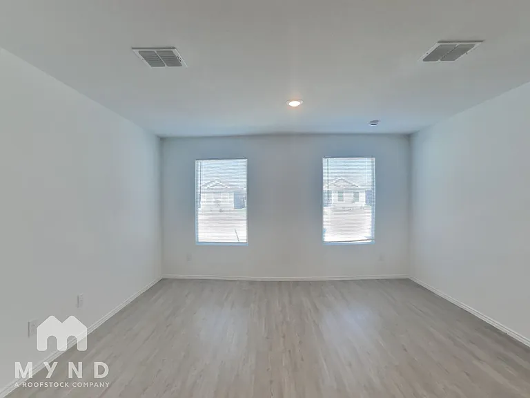 151 Sesame Ln — Photo 9