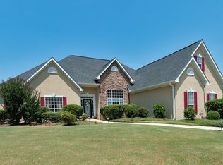 149 Wyckliffe Dr, Locust Grove, GA 30248