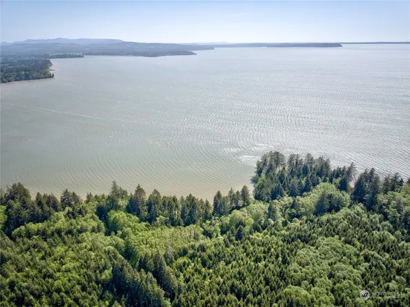 6265 State Rt 101, South Bend, WA 98586