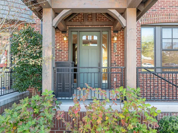 233 Broadway St, Asheville, NC 28801