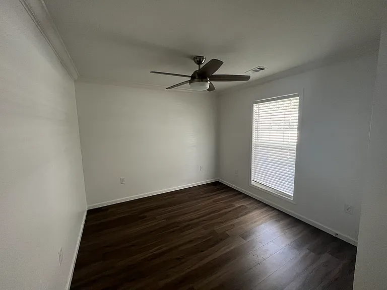 4710 Antosh Cir #4 — Photo 5