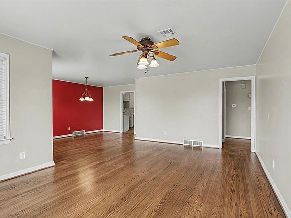 5th image of 5428 N Francis Ave