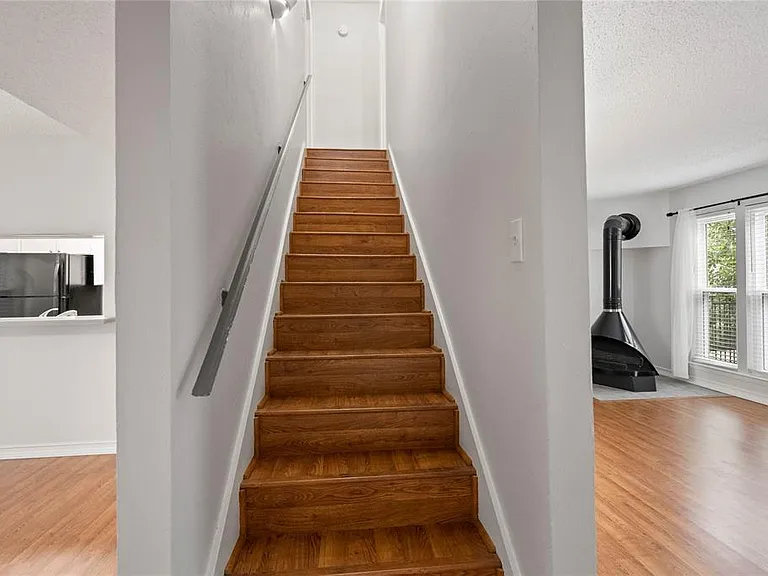 4020 Holland Ave #202 — Photo 17