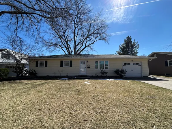 430 26th Ave, East Moline, IL 61244