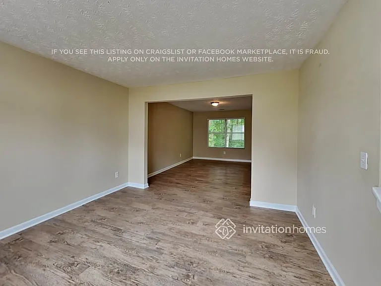 208 Belmont Dr — Photo 5
