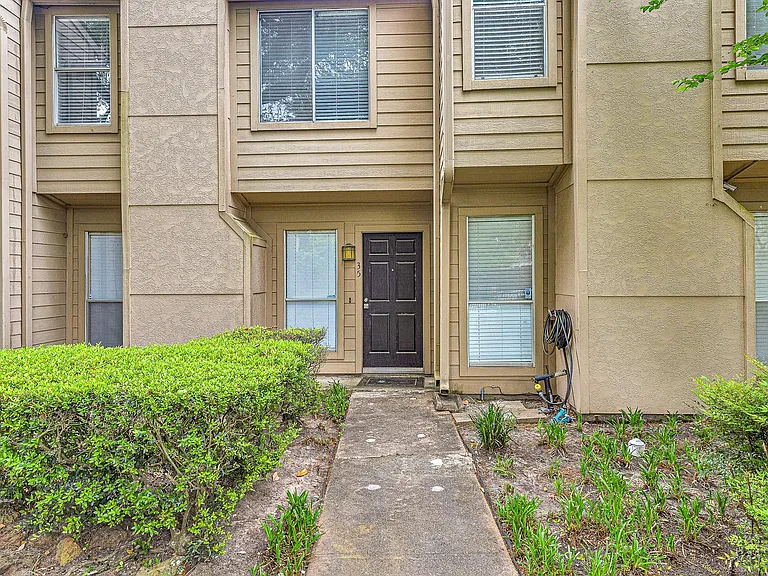 1500 Sandy Springs Rd #35 — Photo 3