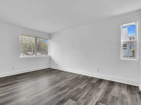 1000 NW 95th Ter APT 202, Miami, FL 33150