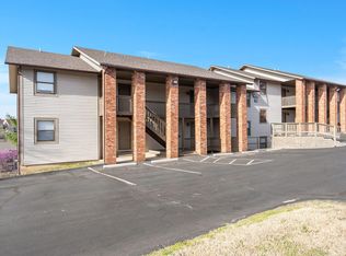 133 Troon Dr APT 6, Branson, MO 65616