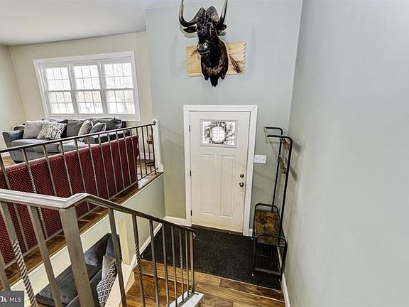 2nd image of 122 Coville Dr
