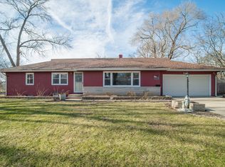 1141 Lebanon St, Aurora, IL 60505