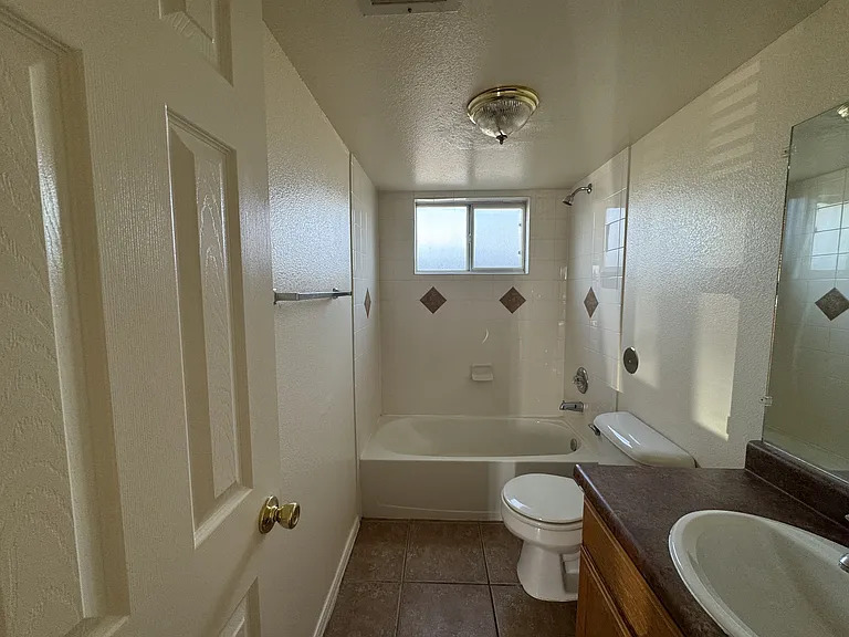 8715 Independence Dr #10 — Photo 6