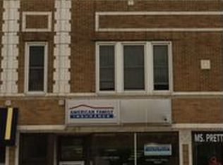 7206 Madison St APT 2, Forest Park, IL 60130