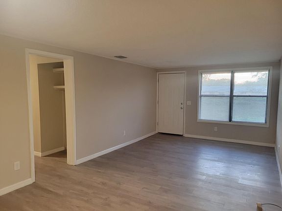 4th image of 709 N 17th Ave #G3