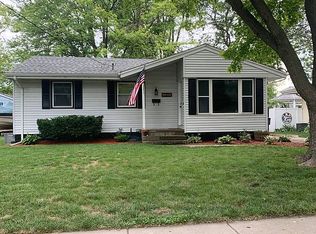 2700 E 38th Ct, Des Moines, IA 50317
