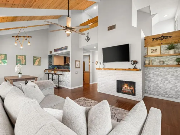 462 Sunningdale Dr, Rancho Mirage, CA 92270