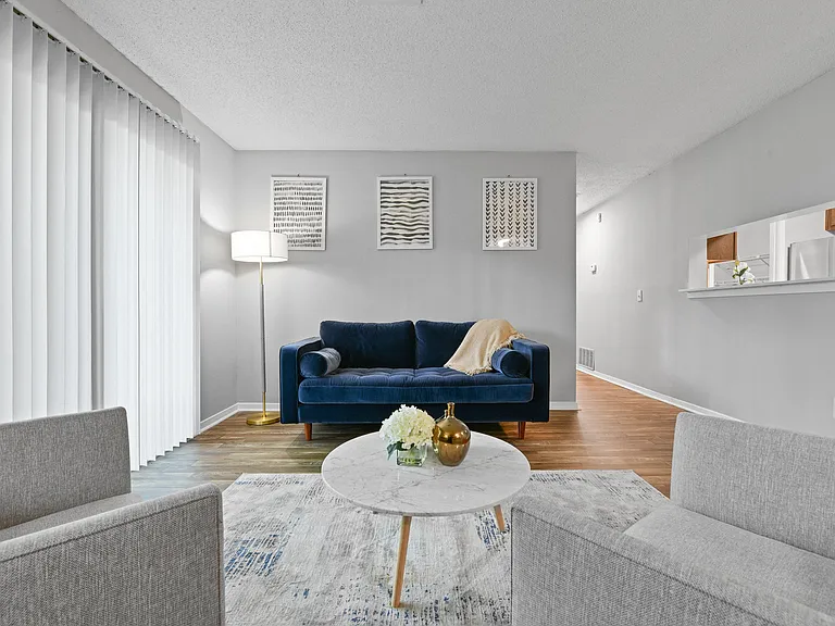 450 Waldan Cir — Photo 11