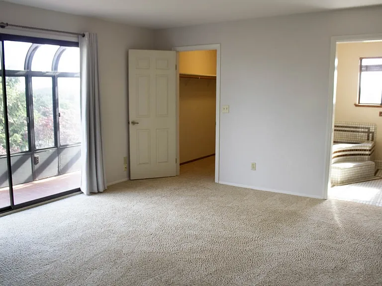 5510 Yerba Buena Rd — Photo 8