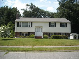 30 Ladyslipper Dr, Shrewsbury, MA 01545