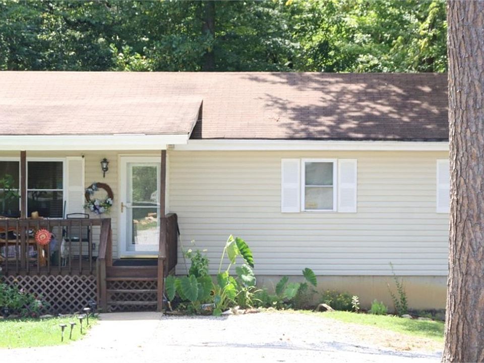 1st image of 109 Everett Ln