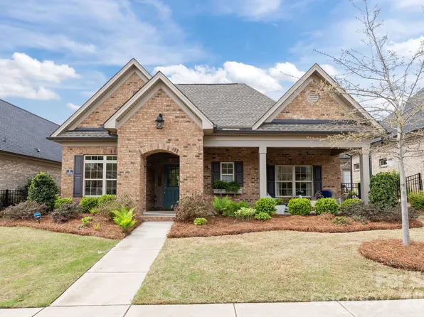 5235 Courtyard Ln, Belmont, NC 28012