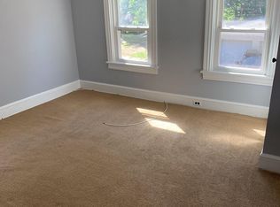 10 Myrtle Ave, Pitman, NJ 08071