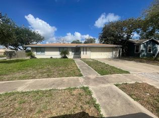 438 Whitehall Almond, Corpus Christi, TX 78412