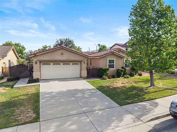 3rd image of 23039 Montalvo Rd