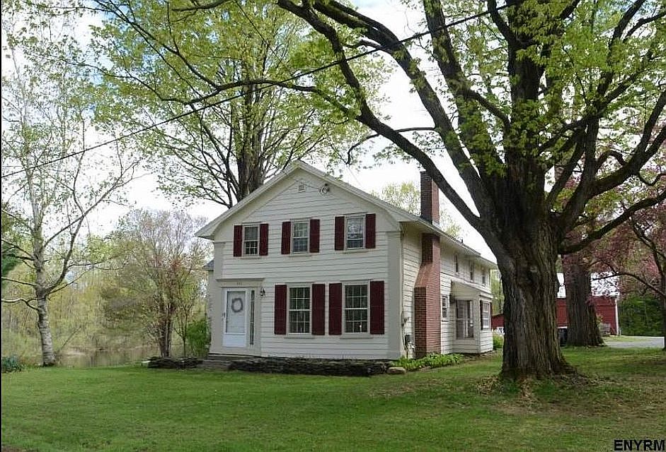1st image of 955 Charlton #B
