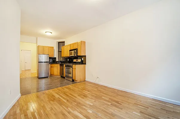 Rented by Compass | media 22